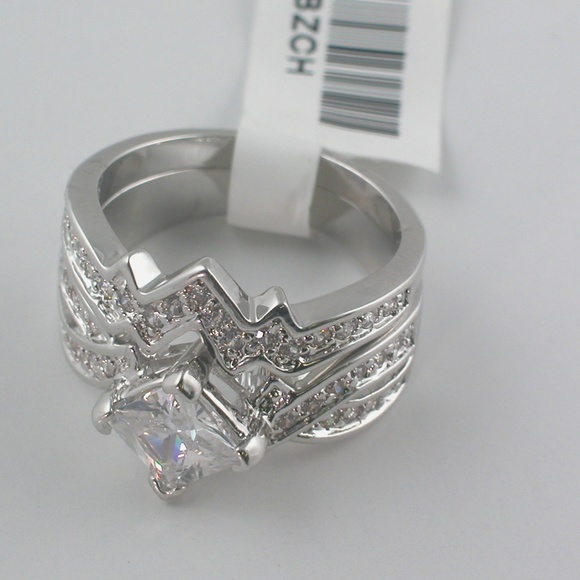 Princess cut Wedding Ring Set 18k plated size 9 - Picture 2 of 5